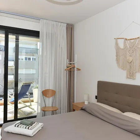 Casa Grace - Santa Monica Apartment
